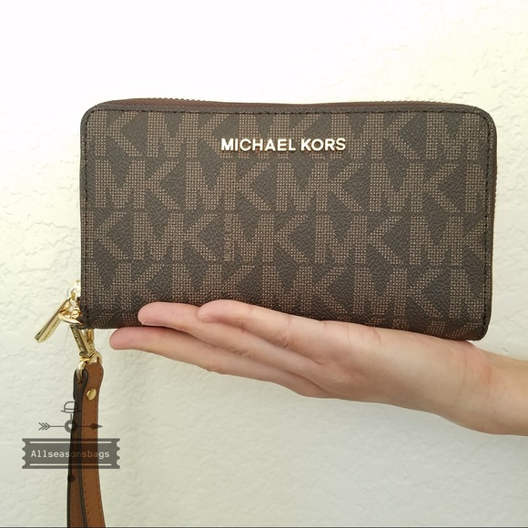 NWT Michael Kors Large Jet set travel wallet phone - Picture 7 of 8